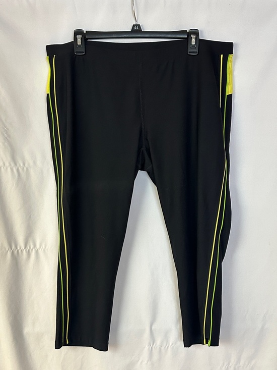 Xersion Pants - Xersion Black Capris with Yellow & Green Piping